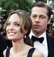 Анджелина Джоли и Брэд Питт поделили 200 млн долларов