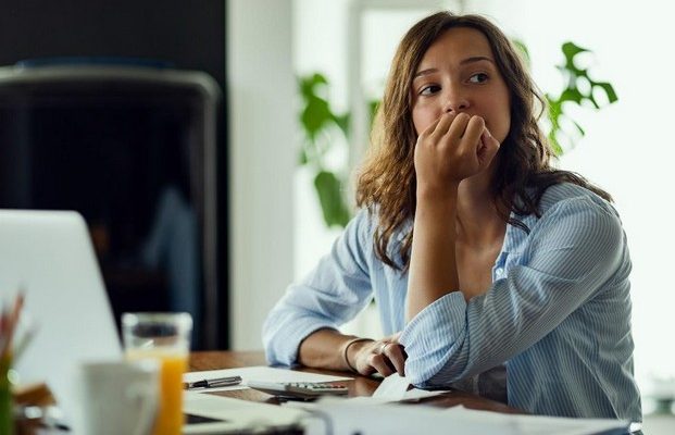 Стоит в кризис бросаться на любую работу?