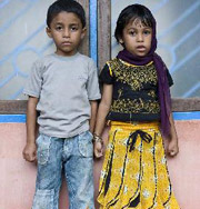 В индийской деревне рождаются одни близнецы. Фото