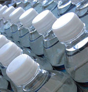 Пластиковые бутылки снижают потенцию
