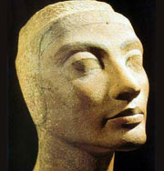 Бюст Нефертити — подделка
