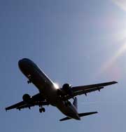 Пассажир самолета пытался покончить с собой в небе