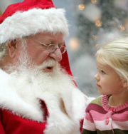 Девушки просят у Деда Мороза женихов, мужчины – заморозить начальника