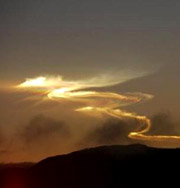 В Норвегии пролетело настоящее НЛО в виде огромной спирали. Фото