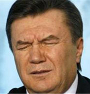 Портрет Януковича выткали на ковре