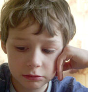 Аутизм в 4 раза чаще проявляется у мальчиков
