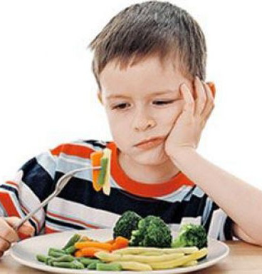 Детей нельзя заставлять доедать всю еду с тарелки