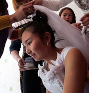 В Киргизии невест все еще похищают их будущие мужья. Фото