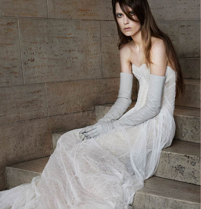 Невесты, внимание! Вера Вонг выпустила новую коллекцию свадебных платьев. Фото