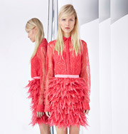 Мода: круизная коллекция от DKNY сделана в офисном стиле. Фото