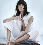 Мода: пляжный образ Жаклин Яблонски для Vogue Russia. Фото