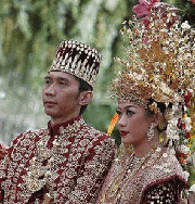 Безумные свадебные ритуалы из разных стран мира. Фото