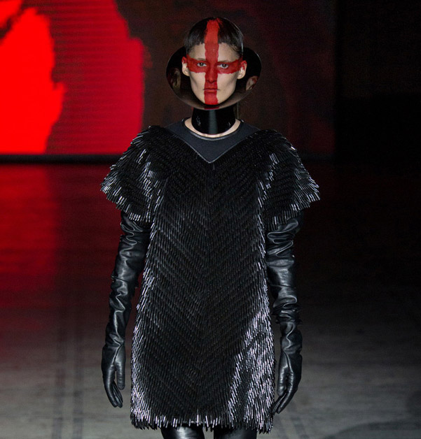 Неделя моды в Лондоне: крестоносцы от Gareth Pugh. Фото