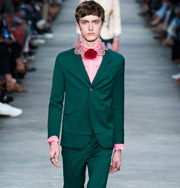 Мода: мужская коллекция от Gucci для будущей весны. Фото