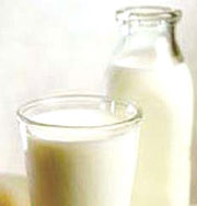 Жирное молоко защищает от диабета