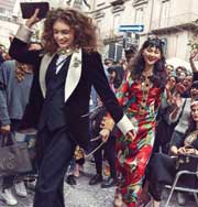 Мода: яркие цвета в осенне-зимней кампании Dolce & Gabbana. Фото