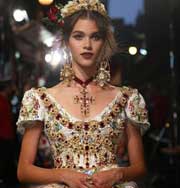 Мода: новая пестрая коллекция от Dolce & Gabbana. Фото