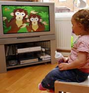 Телевизор учит детей говорить