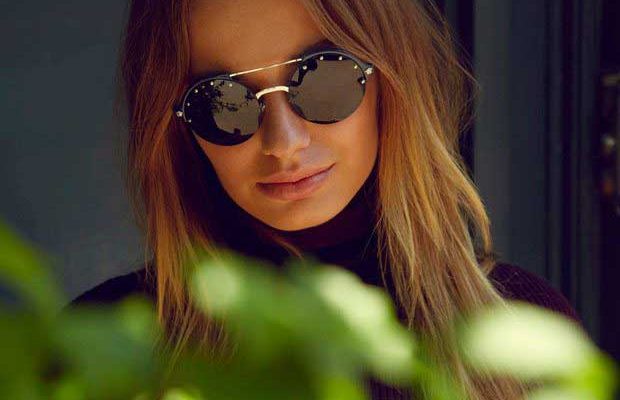 Мода: какие солнечные очки будут модны в новом сезоне по мнению Versace. Фото