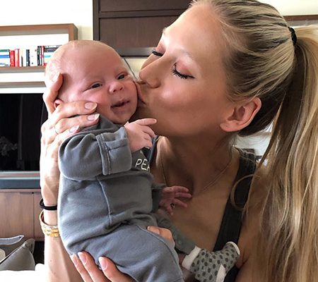 Энрике Иглесиас и Анна Курникова впервые показали детей. Фото