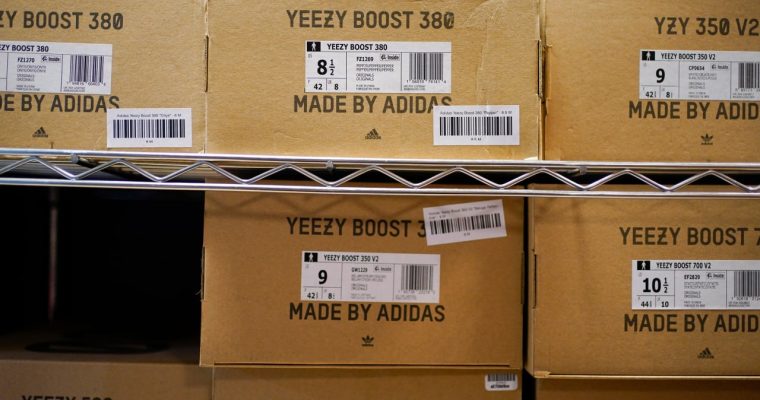 Кроссовки Yeezy продаются все хуже и хуже
