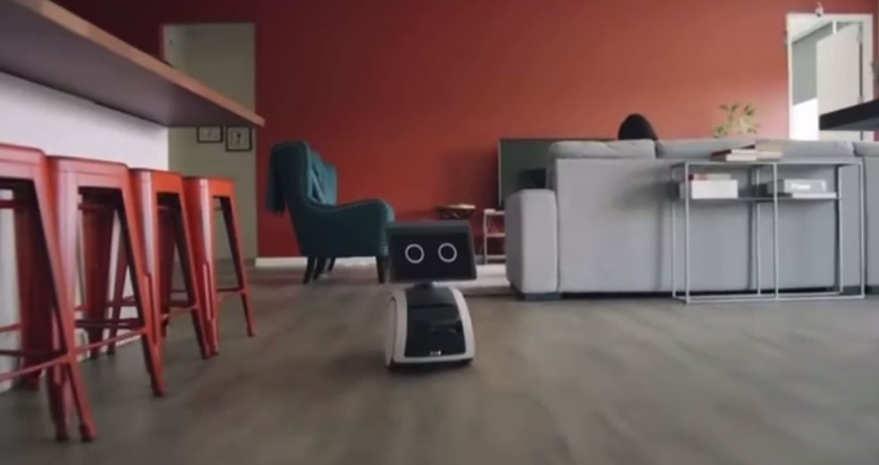 Burnham: Amazon презентовала домашнего робота с искусственным интеллектом