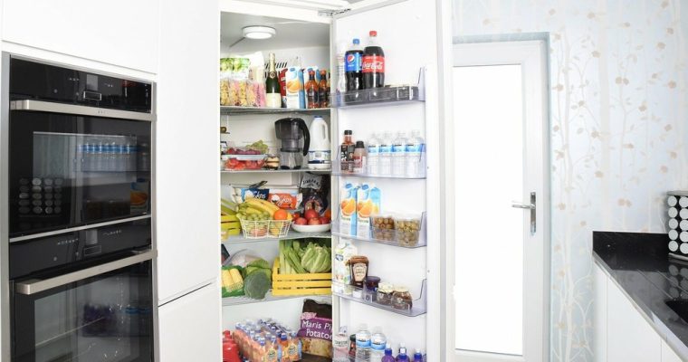 Как правильно хранить продукты в холодильнике
