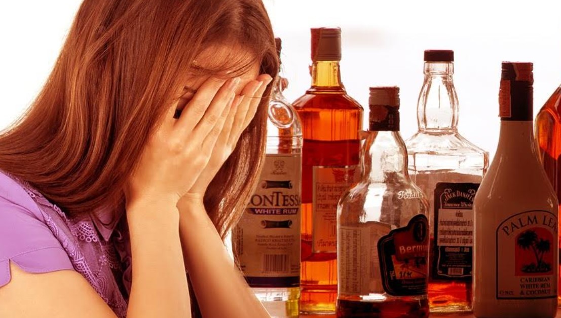 Алкоголь от стресса: почему это не поможет? Объясняет психолог