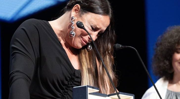 Карла Софи Гаскон: трансгендер завоевал приз на 77 Каннском кинофестивале