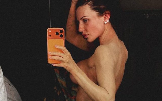 Алхим выложила фото ню