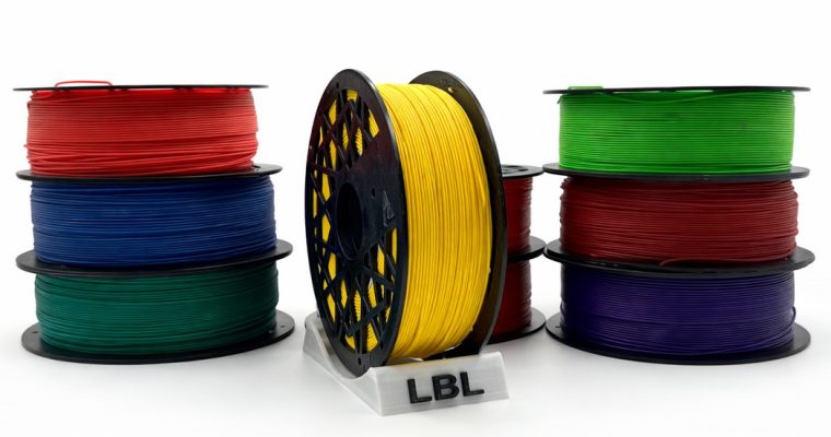 Як оновити одяг своїми руками: прості ідеї з люверсами та блискавками від Blochka