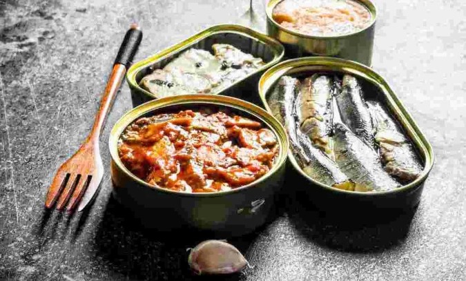 5 вкусных блюд из рыбных консервов, которые выручат в любой день